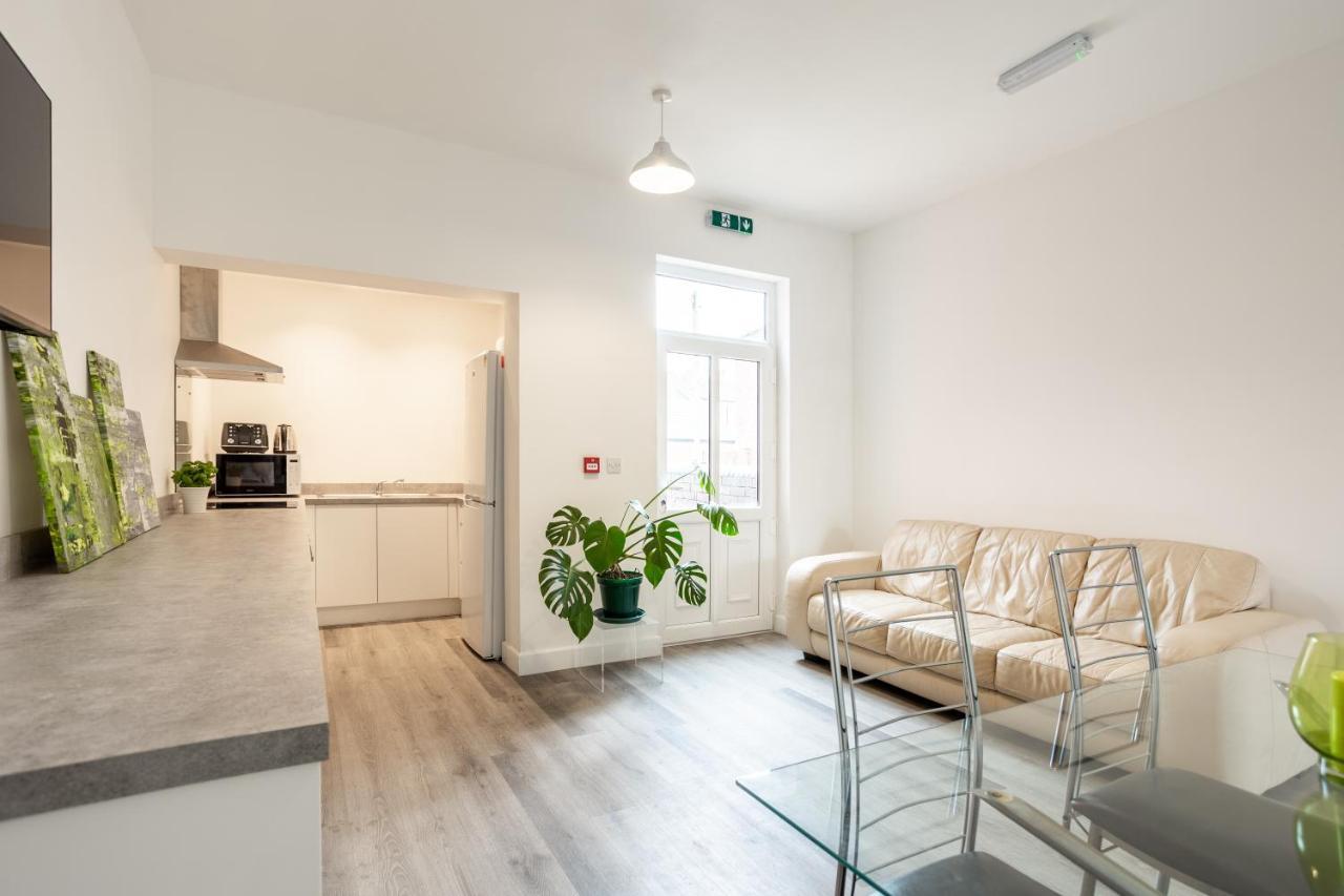Whole House In Centre Of Town Ideal For Contractors And Professionals Villa Normanton  Екстериор снимка